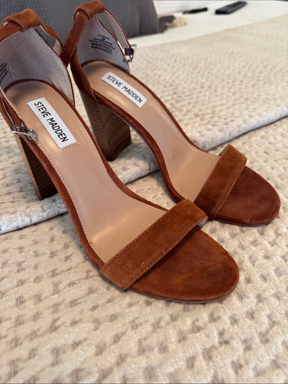 Steve Madden Tan Brown Suede Block Heel Sandals 9